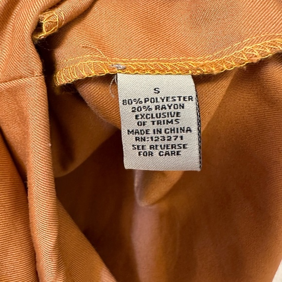 NWOT- Caramel & tortoise shorts romper w/ removable belt & functional buttons :) - Picture 6 of 7